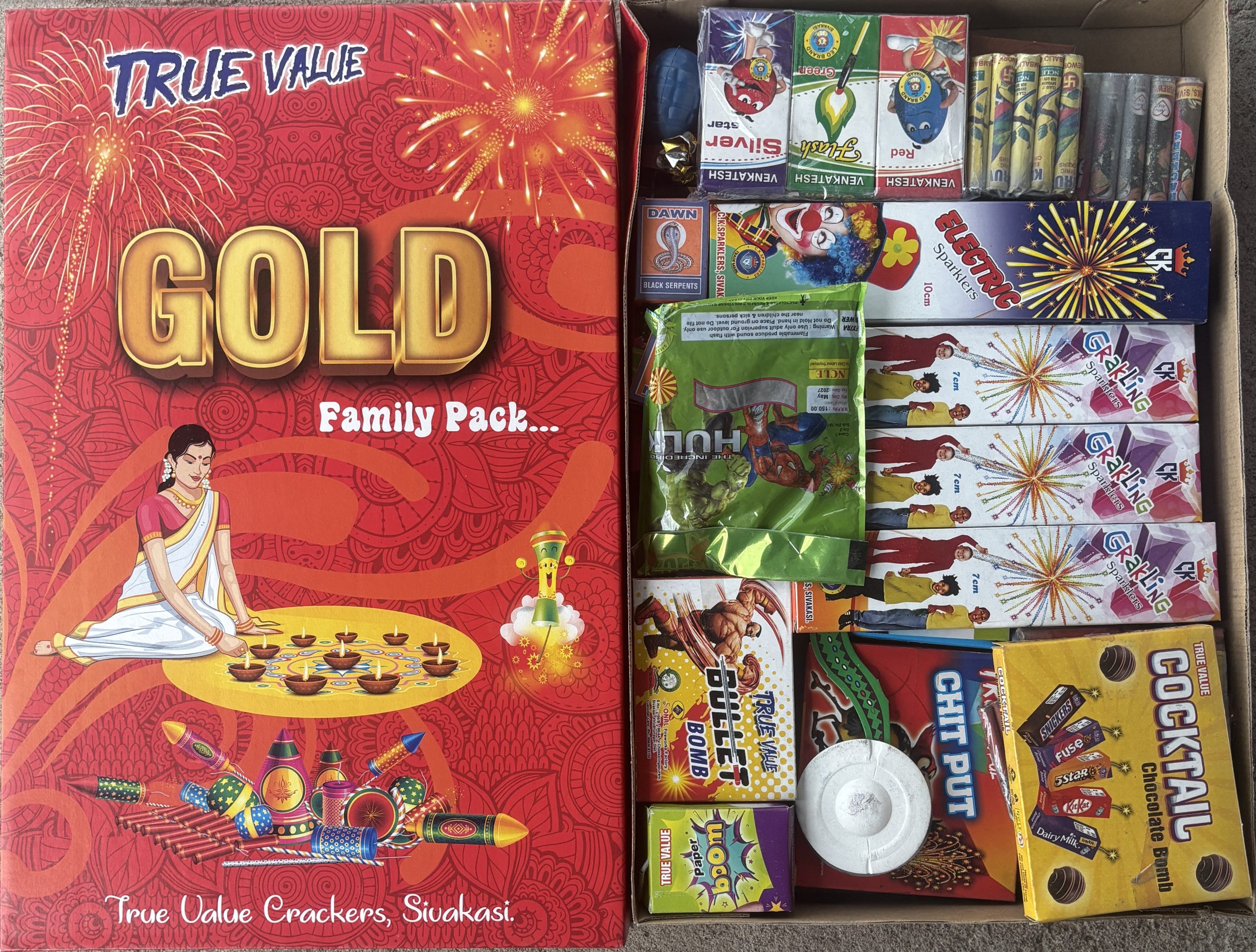 Gold Family Pack - 30 Items